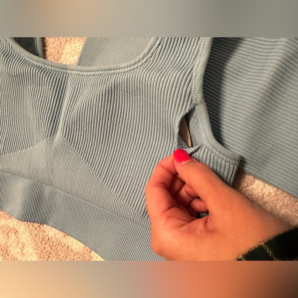 Amazon two piece workout set - Picture 7 of 7